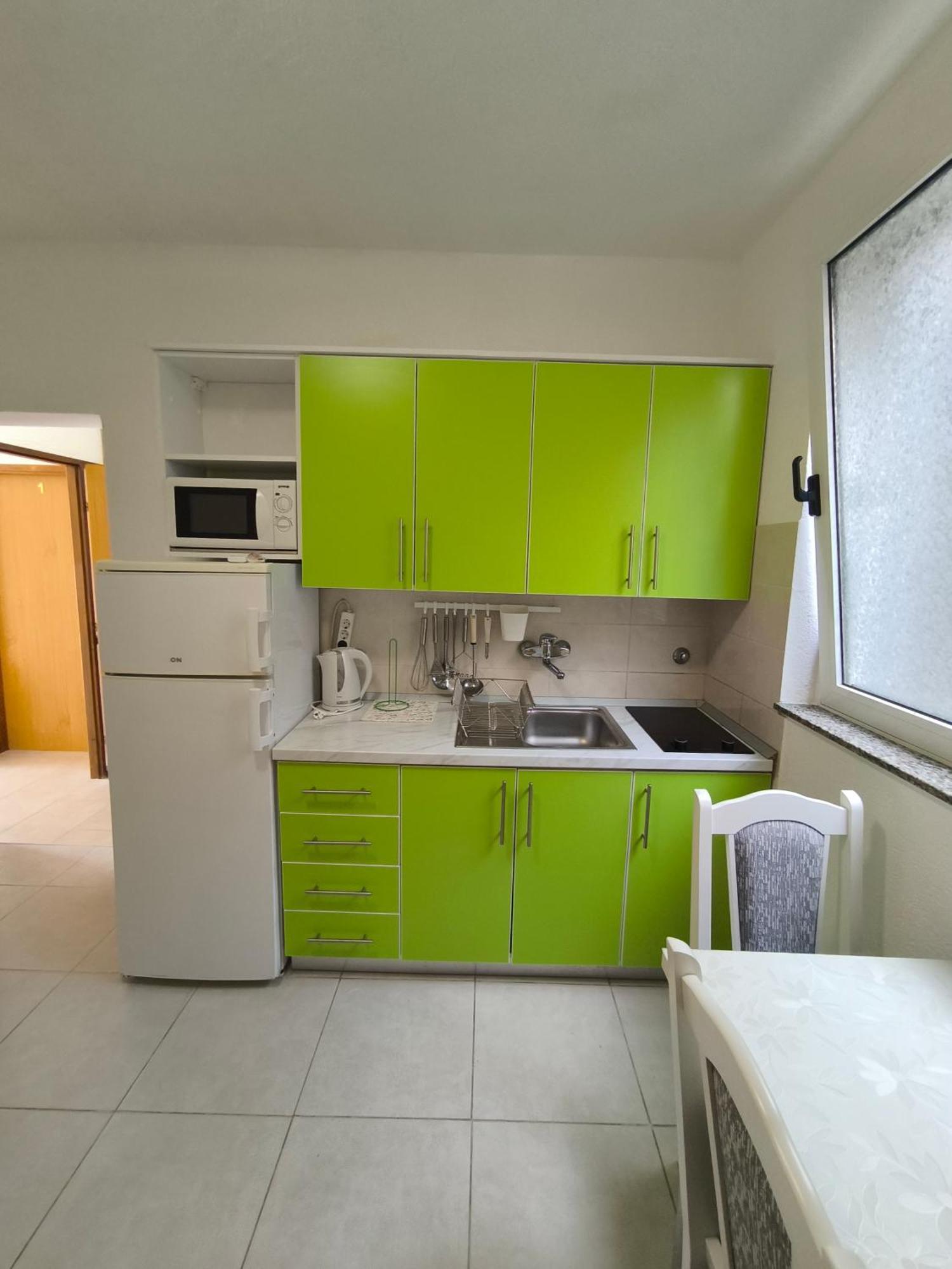 Apartmani Baresic Podgora Exterior photo
