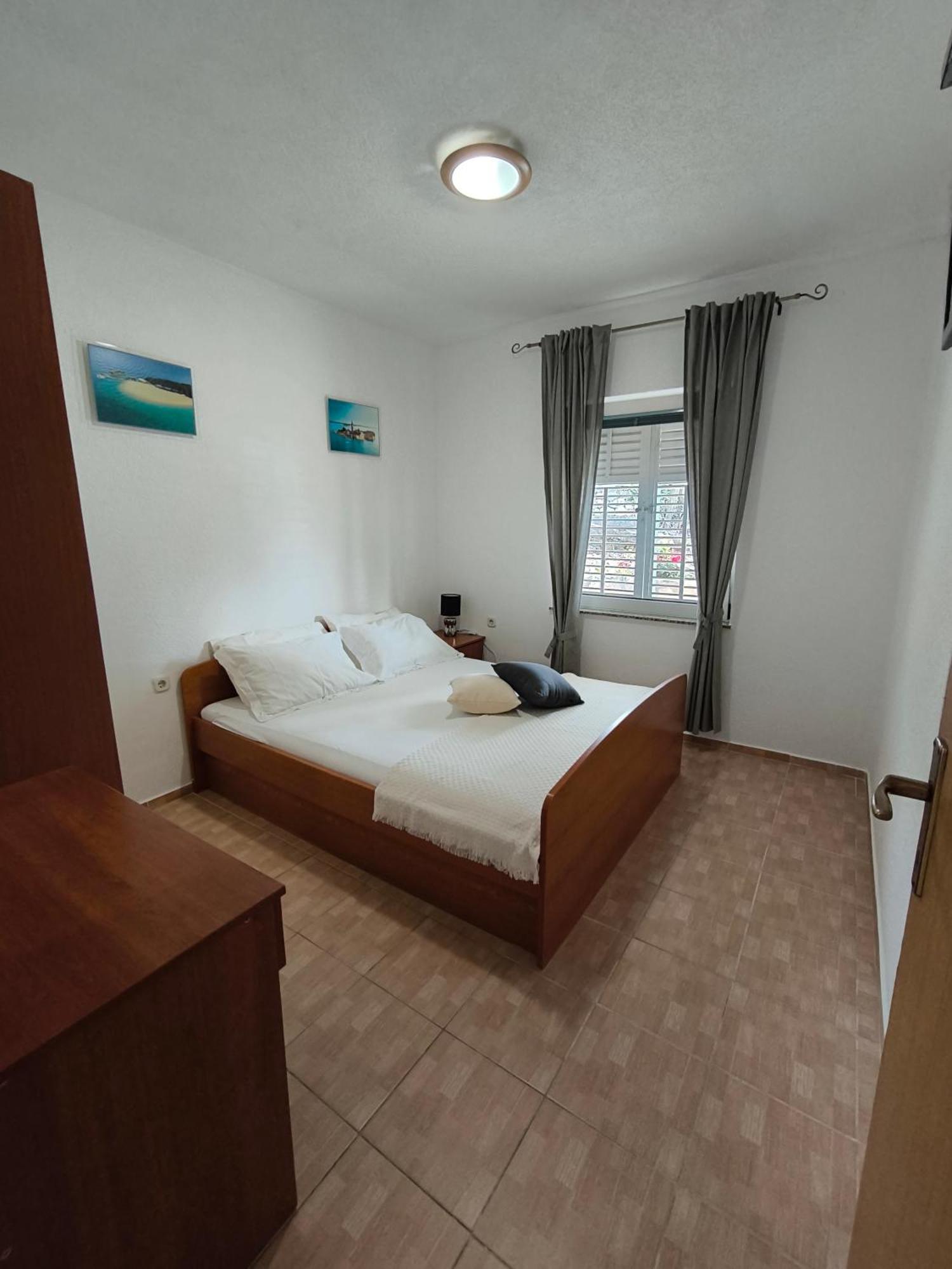 Apartmani Baresic Podgora Exterior photo