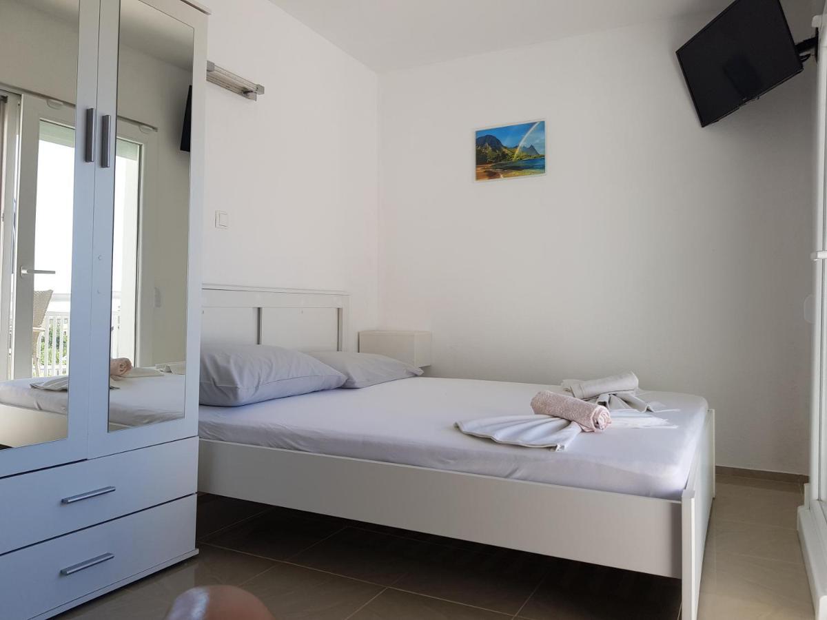 Apartmani Baresic Podgora Exterior photo
